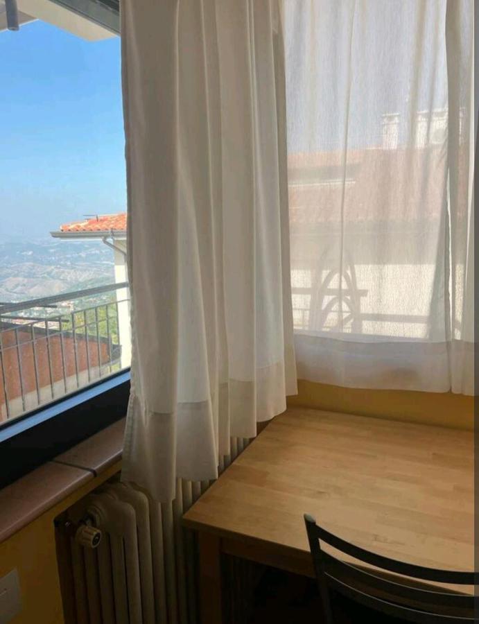 Above The Sky - Flying Apartment San Marino Ngoại thất bức ảnh